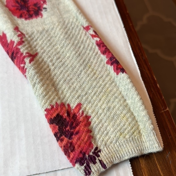 Lucky Brand lightweight sweater/tunic top with a floral print - Picture 5 of 10